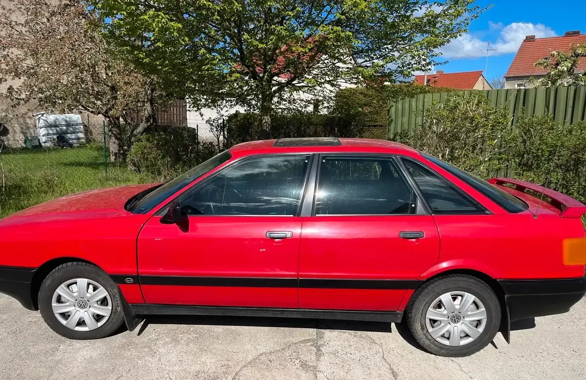 Gebraucht Audi 80 90 PS (66 kW) 1991 Rot Limousine