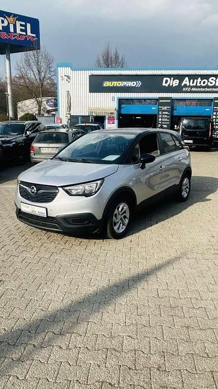Gebraucht Opel Crossland X Edition 82 PS (60 kW) 2018 Argon silber/ice silver (m2) SUV