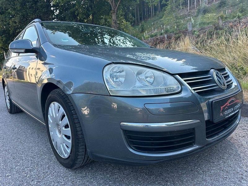Grau Gebraucht 2008 VW Golf V Trendline Kombi | 1.499 € (Guter Preis) - Bild 1/4