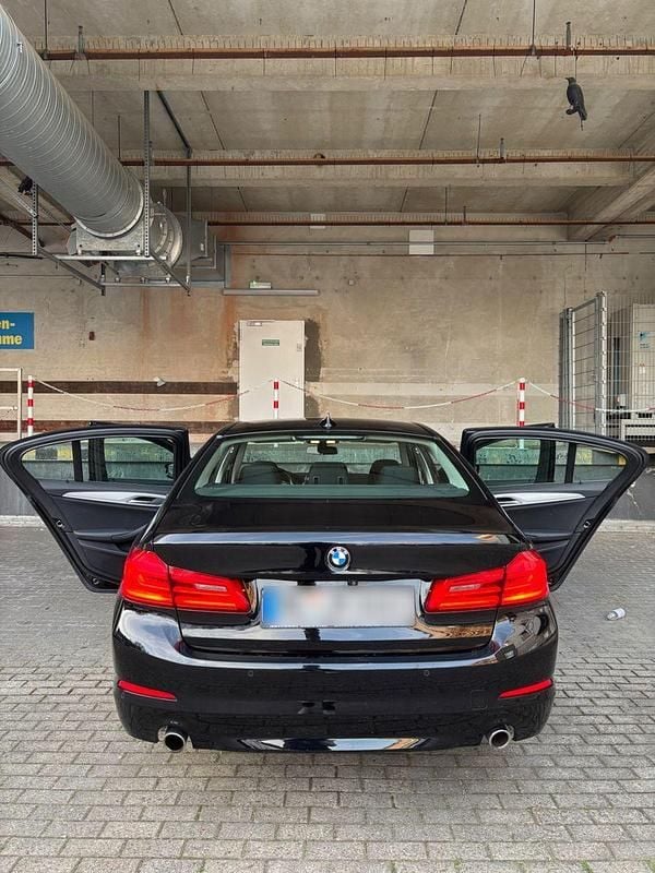 Gebraucht BMW 530e iPerformance 252 PS (185 kW) 2019 Schwarz Limousine