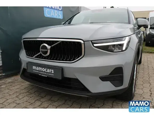 Gebraucht Volvo XC40 Core 129 PS (94 kW) 2023 Grau SUV