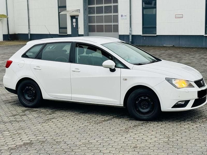 Weiß Gebraucht 2015 Seat Ibiza ST Kombi | 7.510 € (Teuer) - Bild 1/1