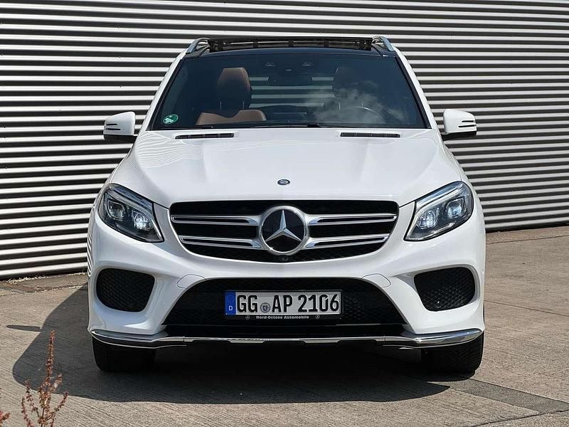 Weiß Gebraucht 2017 Mercedes GLE400 AMG SUV | 37.390 € (Etwas zu teuer) - Bild 1/4