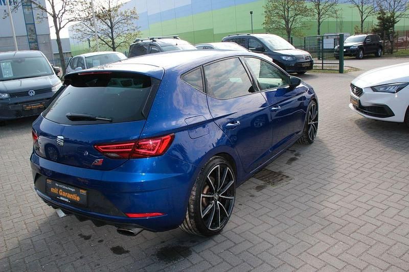Gebraucht Cupra Leon 300 PS (220 kW) 2019 Blau Limousine