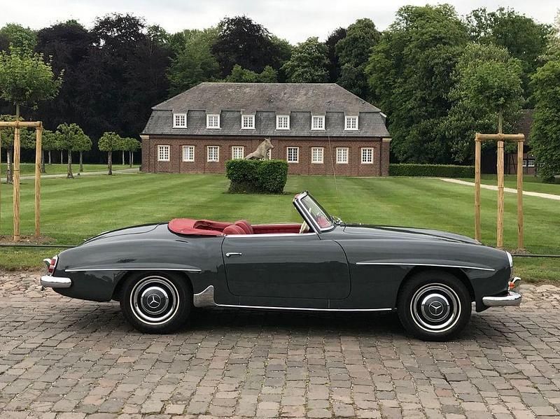 Grau Gebraucht 1959 Mercedes 190 Limousine | 116.300 € - Bild 1/4