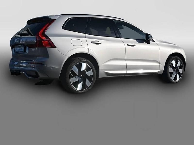 Gebraucht Volvo XC60 Plus 398 PS (292 kW) 2024 Silber SUV