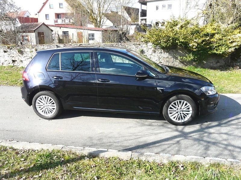 Gebraucht VW Golf VII 125 PS (91 kW) 2015 Schwarz Kleinwagen