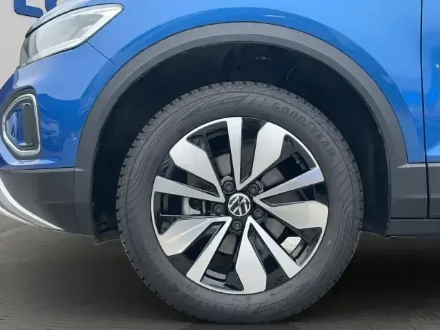 Gebraucht VW T-Roc Life 150 PS (110 kW) 2023 Blau SUV