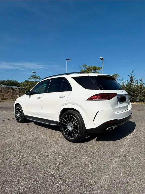 Gebraucht Mercedes GLE300 AMG 272 PS (200 kW) 2023 Weiß SUV