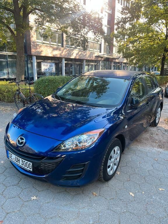 Blau Gebraucht 2010 Mazda 3 Prime-Line Limousine | 7.099 € (Fairer Preis) - Bild 1/4