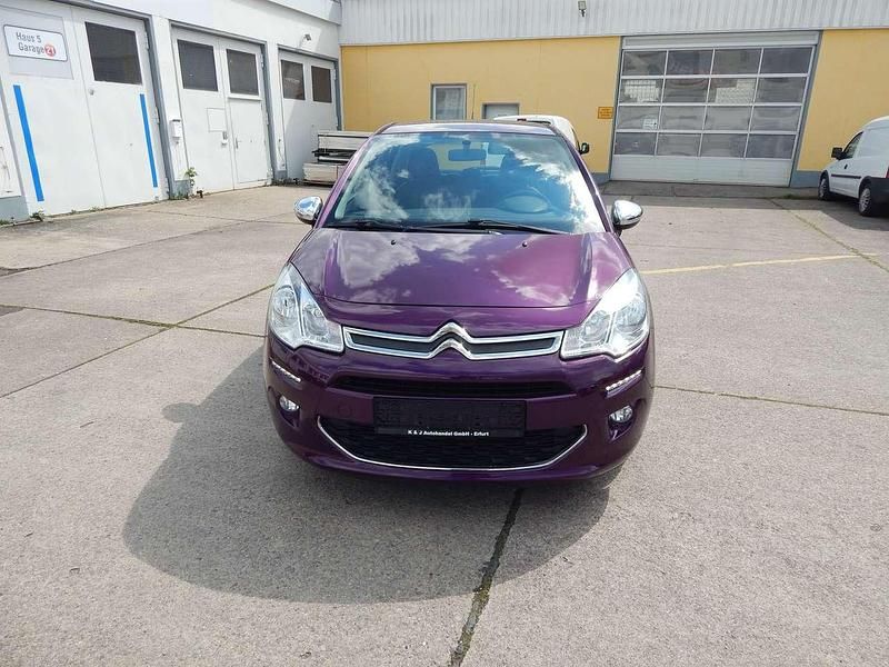 Second-hand Citroën C3 SELECTION 68 CP (50 kW) 2017 Lackierung karma/metallic Hatchback