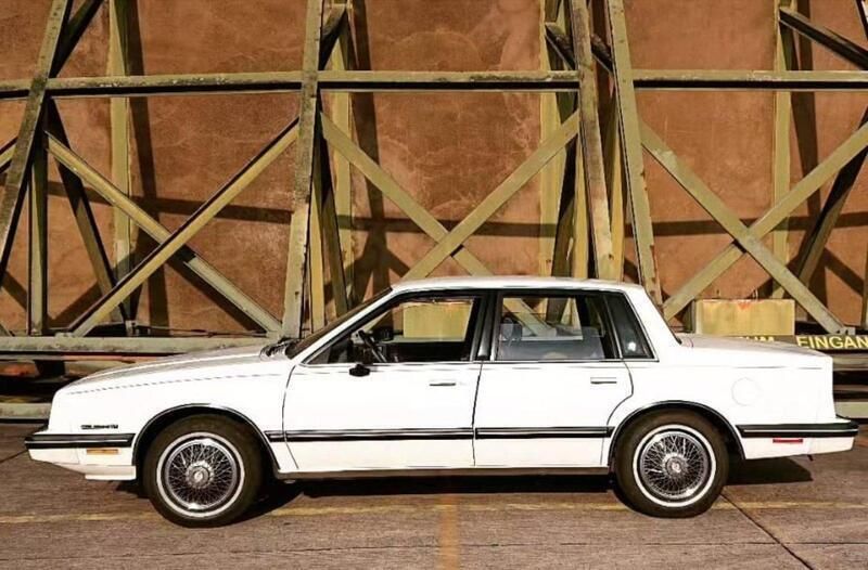 Weiß Gebraucht 1984 Chevrolet Celebrity Limousine | 7.500 € - Bild 1/4