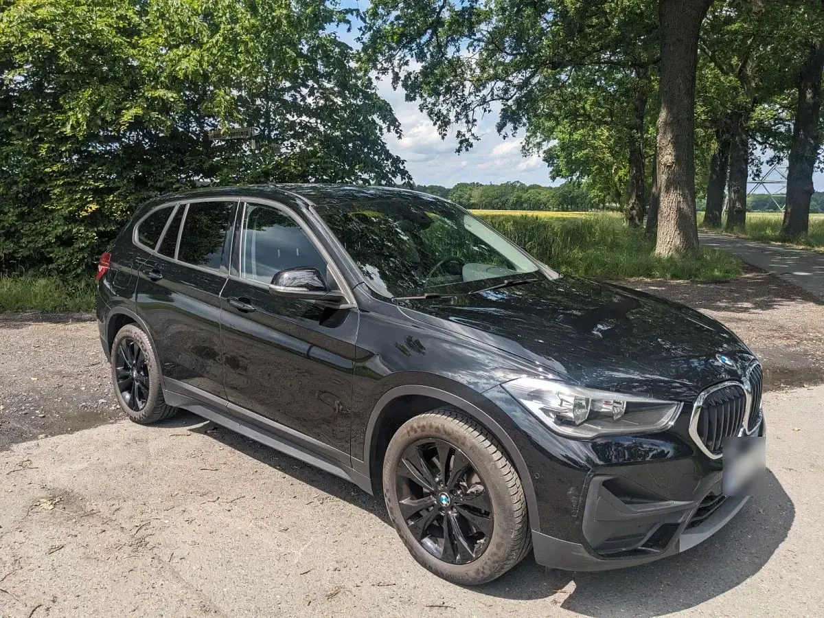 Gebraucht BMW X1 Advantage 220 PS (161 kW) 2021 Schwarz SUV