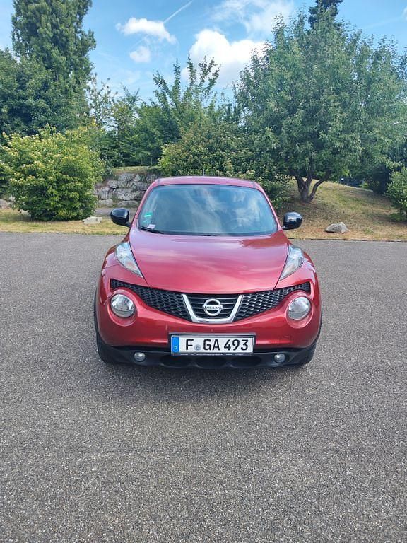 Rot Gebraucht 2013 Nissan Juke Acenta SUV | 7.500 € (Guter Preis) - Bild 1/4