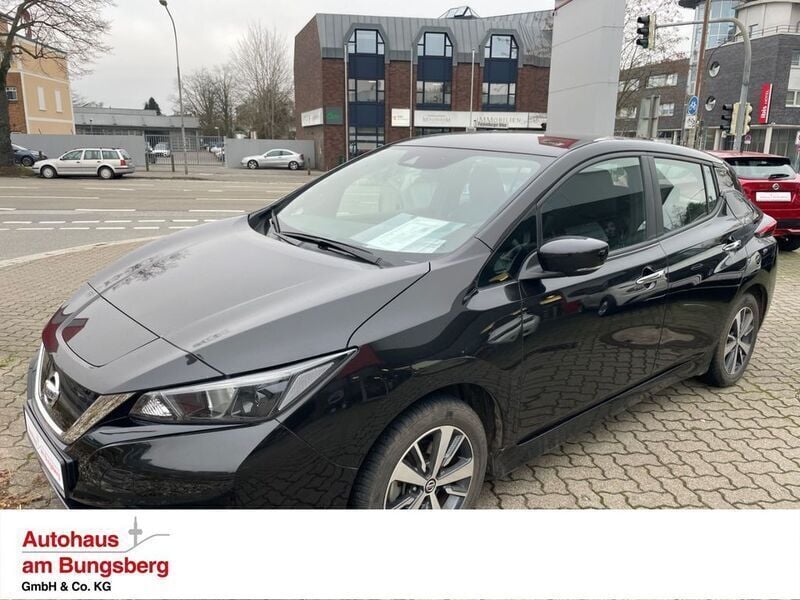 Schwarz Gebraucht 2021 Nissan Leaf Acenta Kleinwagen | 15.590 € (Fairer Preis) - Bild 1/3