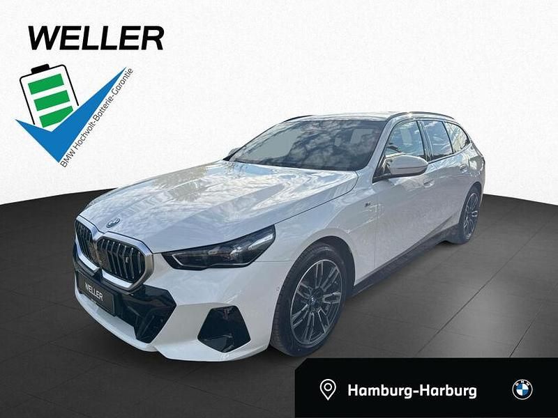 Alpinweiss iii (weiß) Gebraucht 2024 BMW i5 M Sport Limousine | 57.950 € - Bild 1/3