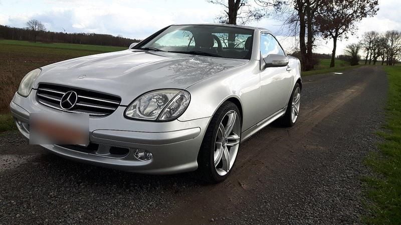 Silber Gebraucht 2001 Mercedes 200 Cabrio | 5.750 € (Fairer Preis) - Bild 1/4