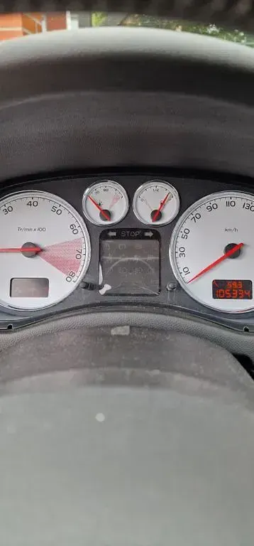 Gebraucht Peugeot 307 CC 140 PS (102 kW) 2008 Schwarz Cabrio