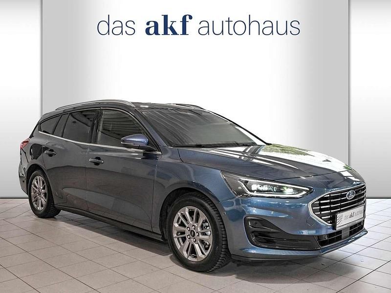 Gebraucht Ford Focus Titanium 116 PS (85 kW) 2024 Chromablau metallic Kombi