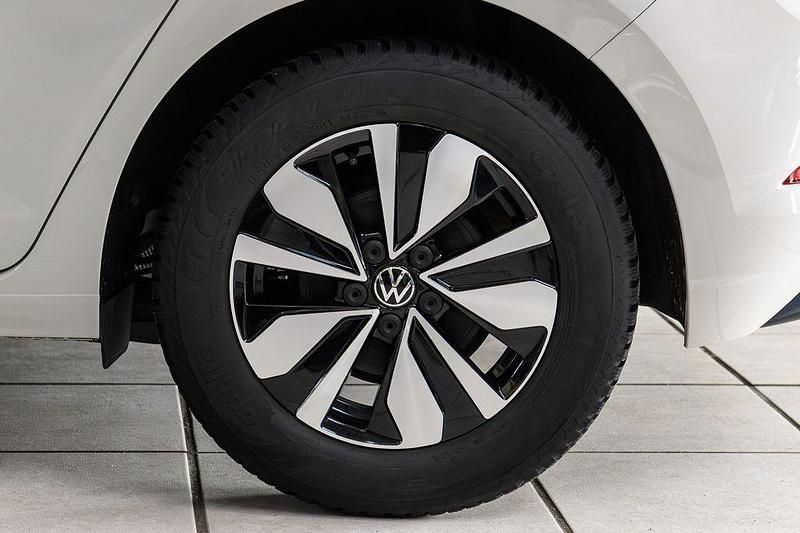 Gebraucht VW Polo Move 95 PS (69 kW) 2024 Grau Kleinwagen