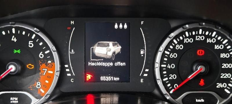 Weiß Gebraucht 2016 Jeep Renegade SUV | 12.000 € (Fairer Preis) - Bild 1/4