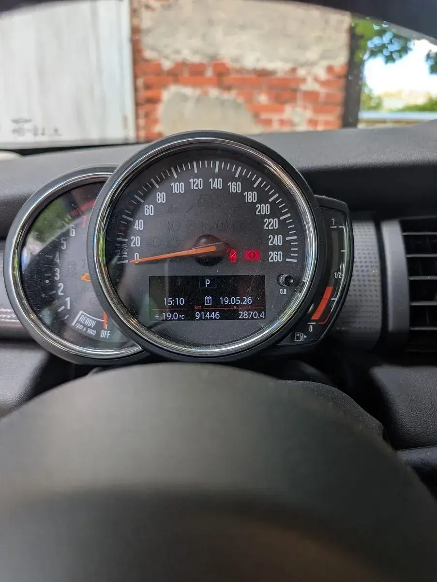 Gebraucht Mini Cooper 135 PS (99 kW) 2018 Beige Kleinwagen