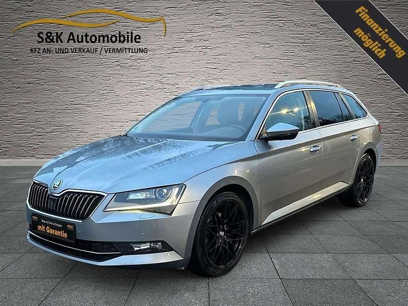Gebraucht Skoda Superb Style 150 PS (110 kW) 2016 Grau Kombi
