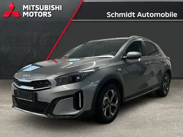 Neu Kia XCeed Vision 150 PS (110 kW) 2026 Lunar silver SUV