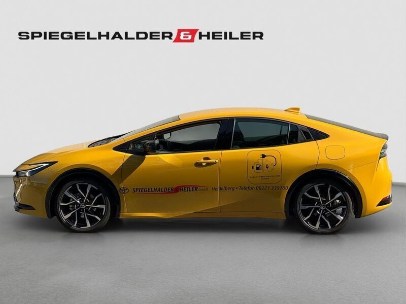 Gebraucht Toyota Prius Executive 151 PS (111 kW) 2024 Gelb Kleinwagen