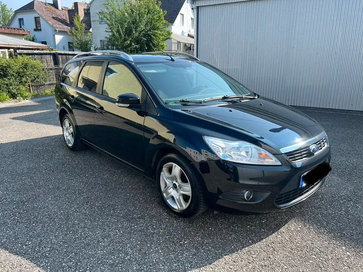 Usado Ford Focus 110 CV (80 kW) 2011 Negro Familiar