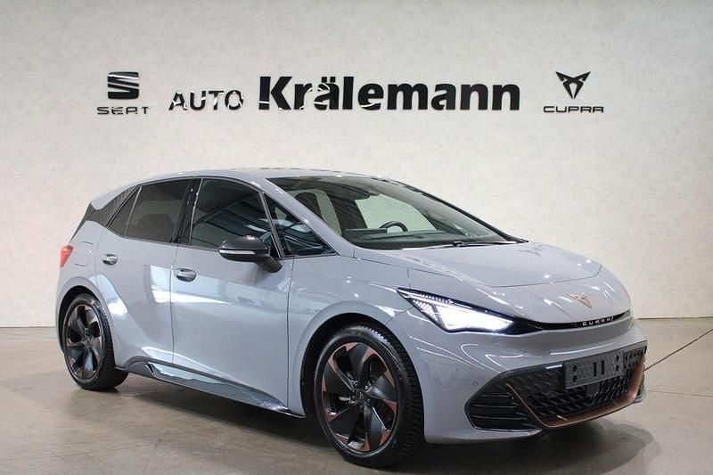 Second-hand Cupra Born 150 kW (204 CP) 2024 Gri Hatchback