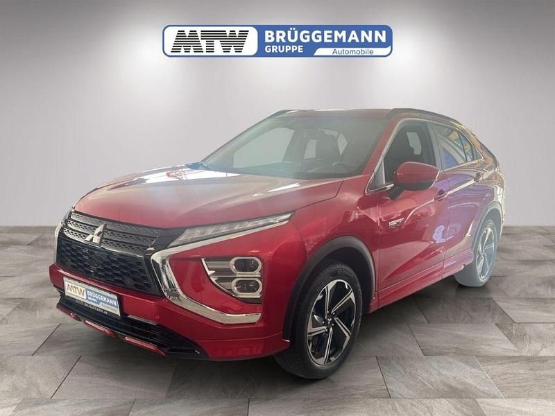 Gebraucht Mitsubishi Eclipse Cross Plus 188 PS (138 kW) 2024 Rot SUV