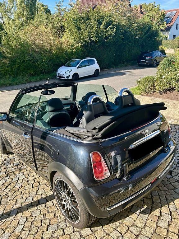 Schwarz Gebraucht 2007 Mini Cooper Cabriolet Cabrio | 4.200 € (Fairer Preis) - Bild 1/4