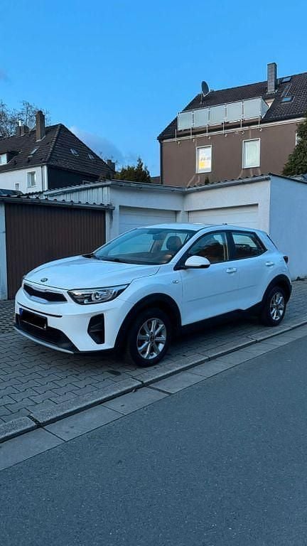 Gebraucht Kia Stonic Vision 84 PS (61 kW) 2018 Weiß SUV