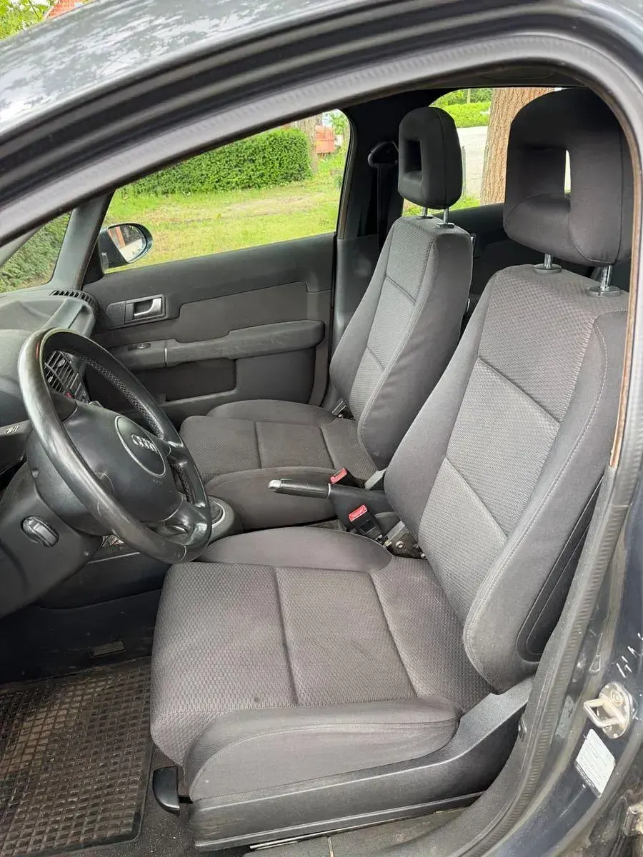 Gebraucht Audi A2 75 PS (55 kW) 2004 Grau Kleinwagen