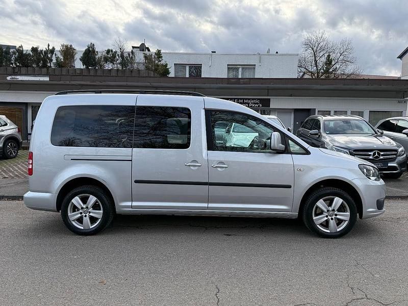 Gebraucht VW Caddy Maxi Comfortline 102 PS (75 kW) 2013 Silber Van / Kleinbus