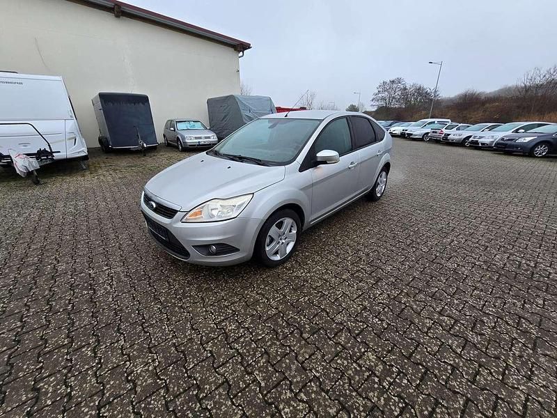 Gebraucht Ford Focus Style 101 PS (74 kW) 2008 Silber Kleinwagen