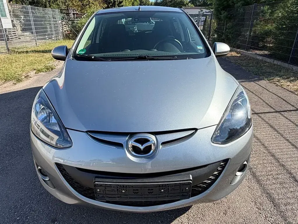Gebraucht Mazda 2 84 PS (61 kW) 2014 Grau Limousine