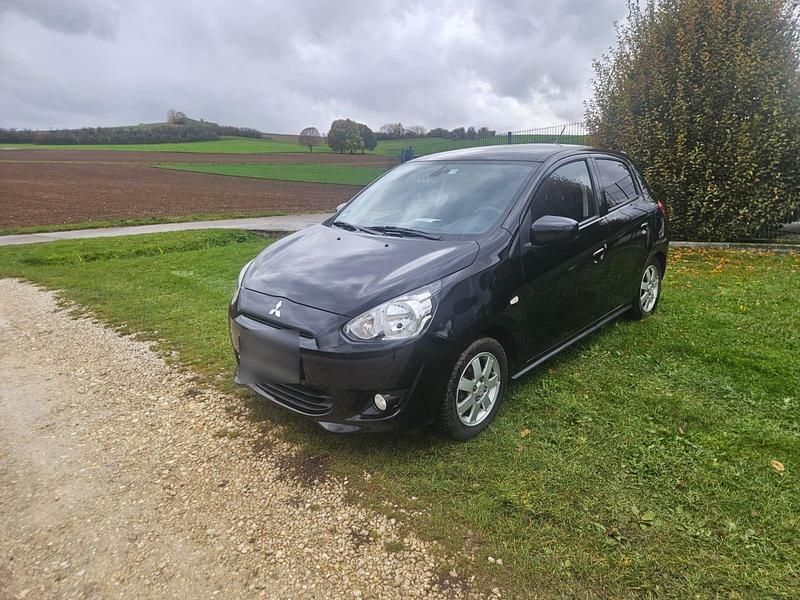 Schwarz Gebraucht 2014 Mitsubishi Space Star Kleinwagen | 2.000 € (Superpreis) - Bild 1/4
