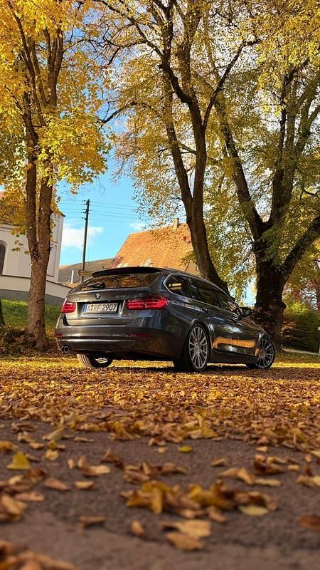 Gebraucht BMW 335 Luxury Line 313 PS (230 kW) 2014 Grau Kombi