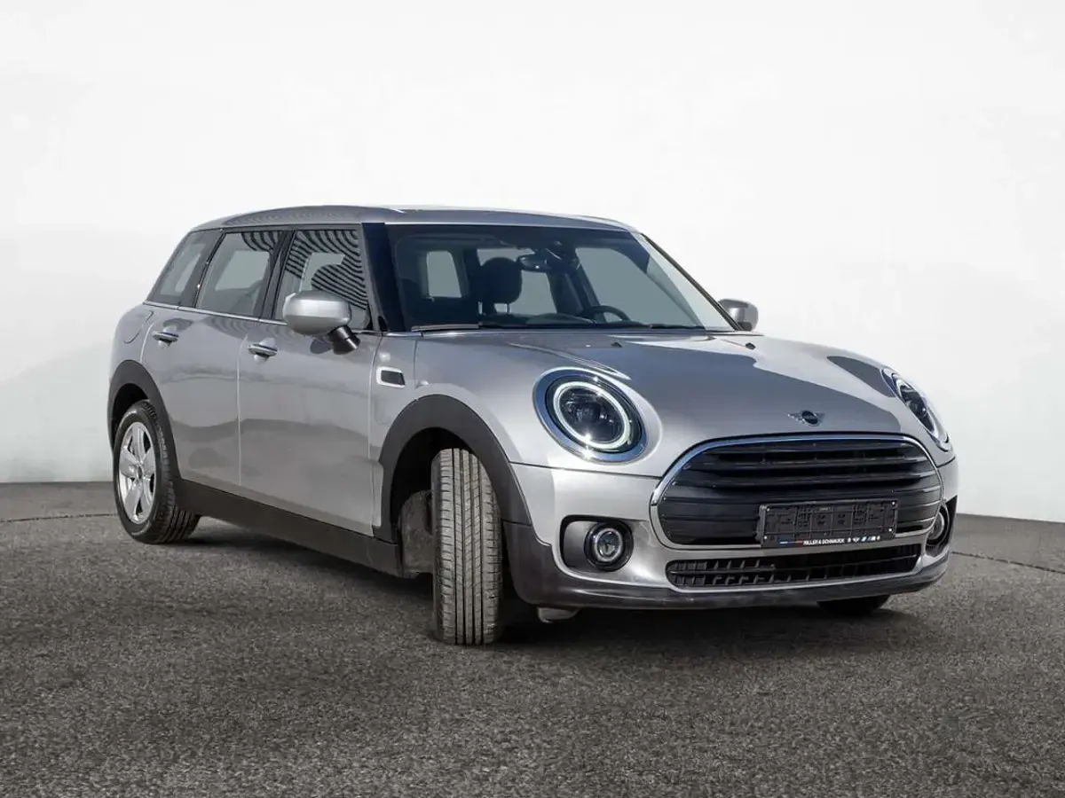 Gebraucht Mini Cooper Clubman Classic 136 PS (100 kW) 2023 Silber Kombi
