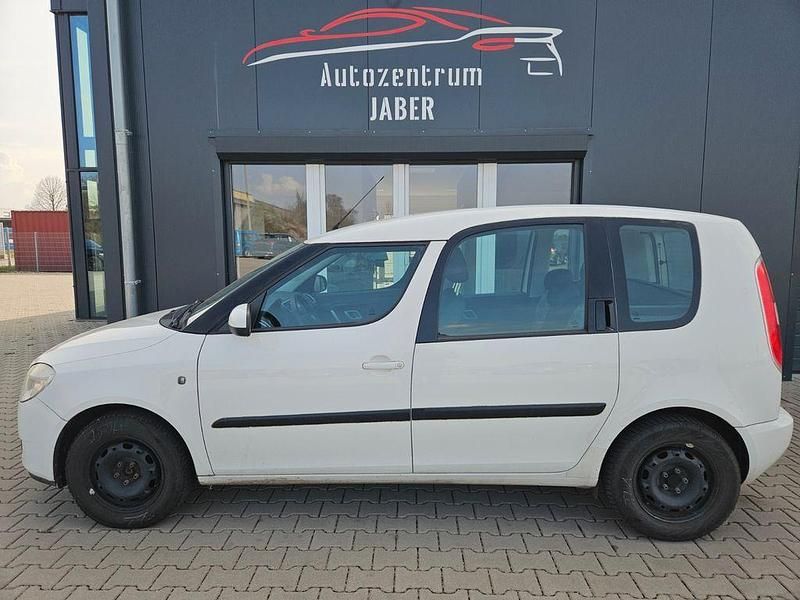 Gebraucht Skoda Roomster Style 69 PS (50 kW) 2009 Weiß Van / Kleinbus
