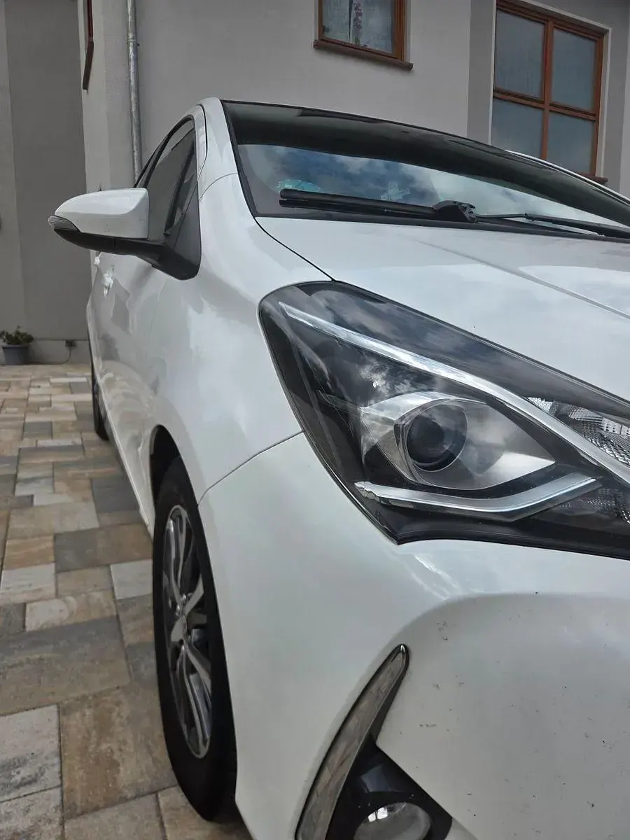 Gebraucht Toyota Yaris 111 PS (81 kW) 2019 Weiß Kleinwagen