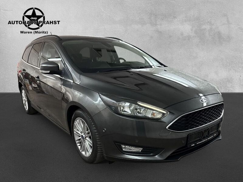 Grey metallic Gebraucht 2017 Ford Focus Kombi | 9.900 € (Fairer Preis) - Bild 1/4