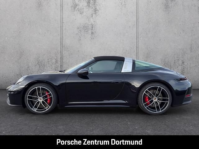 Neu Porsche 992 480 PS (353 kW) 2026 Schwarz Coupé