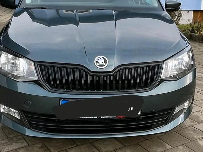 Gebraucht Skoda Fabia 60 PS (44 kW) 2017 Grau Kleinwagen