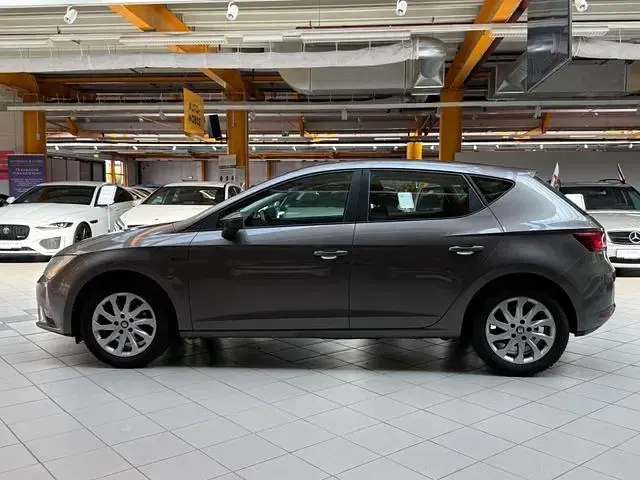 Gebraucht Seat Leon Style 110 PS (80 kW) 2016 Grau Kleinwagen