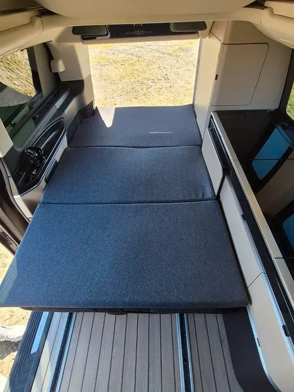 Gebraucht Mercedes V250 190 PS (139 kW) 2024 Van / Kleinbus
