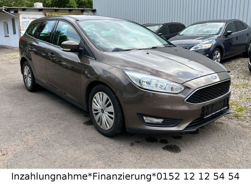 Gebraucht Ford Focus Business Edition 150 PS (110 kW) 2016 Braun Kombi