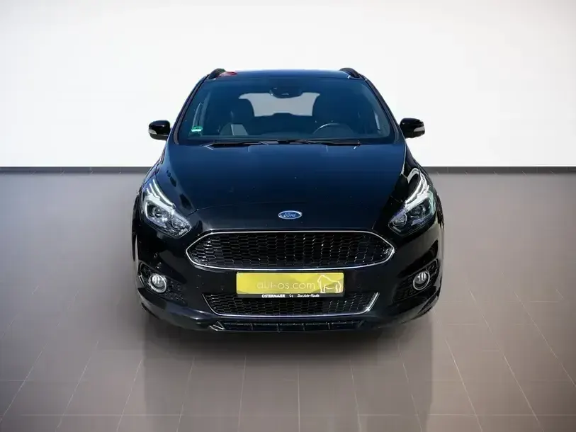 Używany Ford S-MAX ST-Line 190 KM (139 kW) 2018 Czarny Minivan